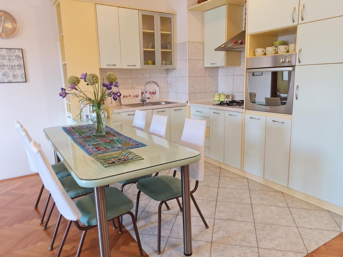 Apartment Silva, 50M From Beach Makarska Zewnętrze zdjęcie